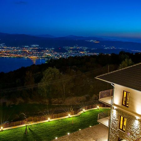 Arktos Hotel Ioannina Bagian luar foto