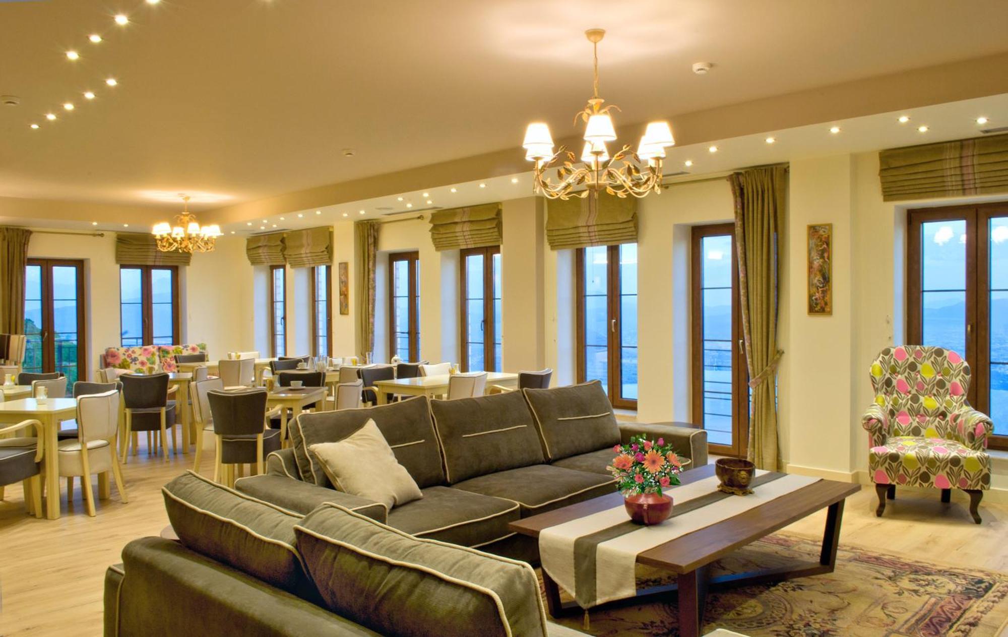Arktos Hotel Ioannina Bagian luar foto