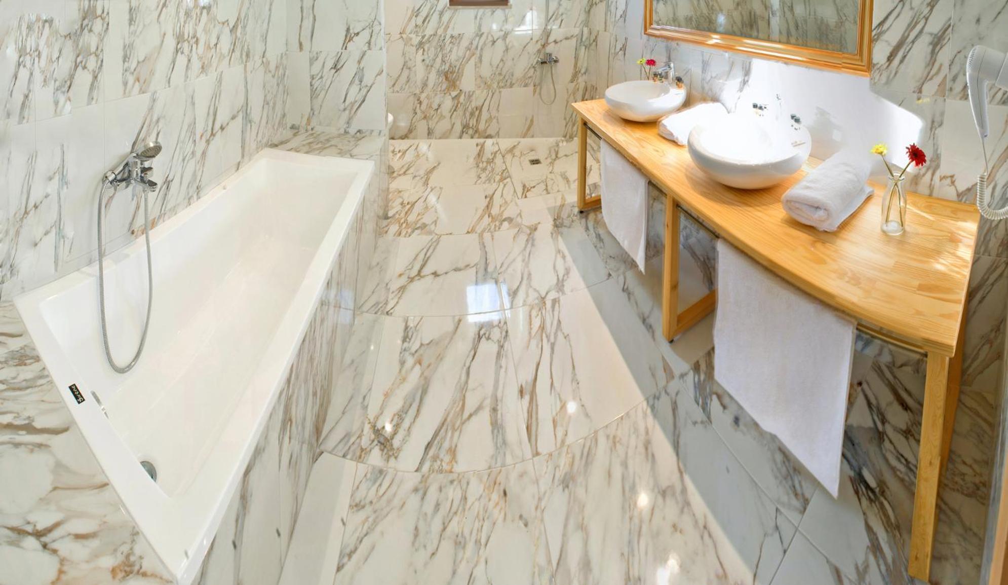 Arktos Hotel Ioannina Bagian luar foto