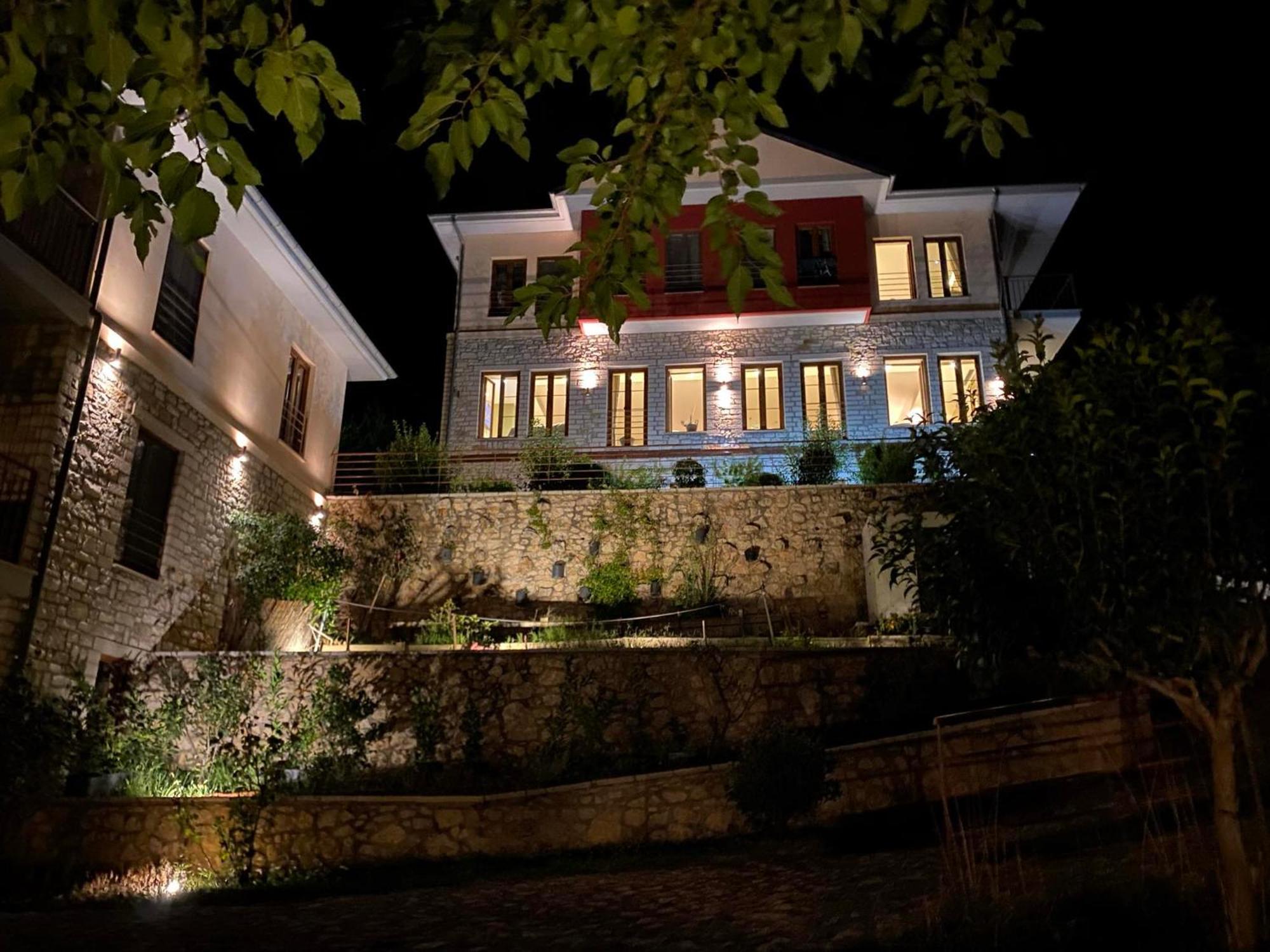 Arktos Hotel Ioannina Bagian luar foto