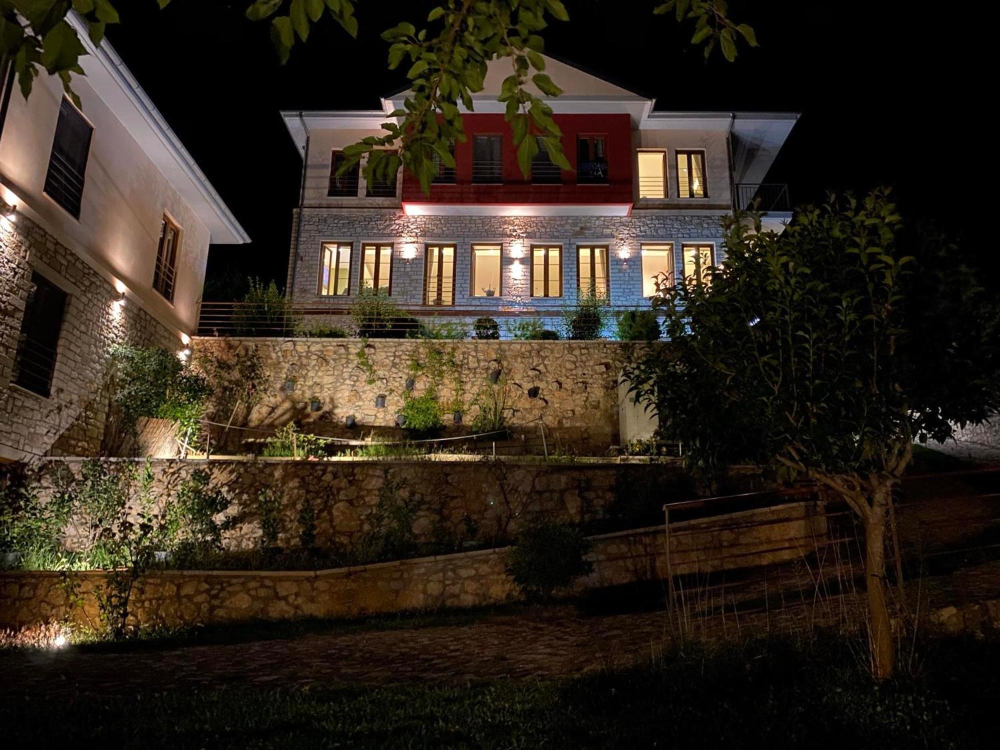 Arktos Hotel Ioannina Bagian luar foto