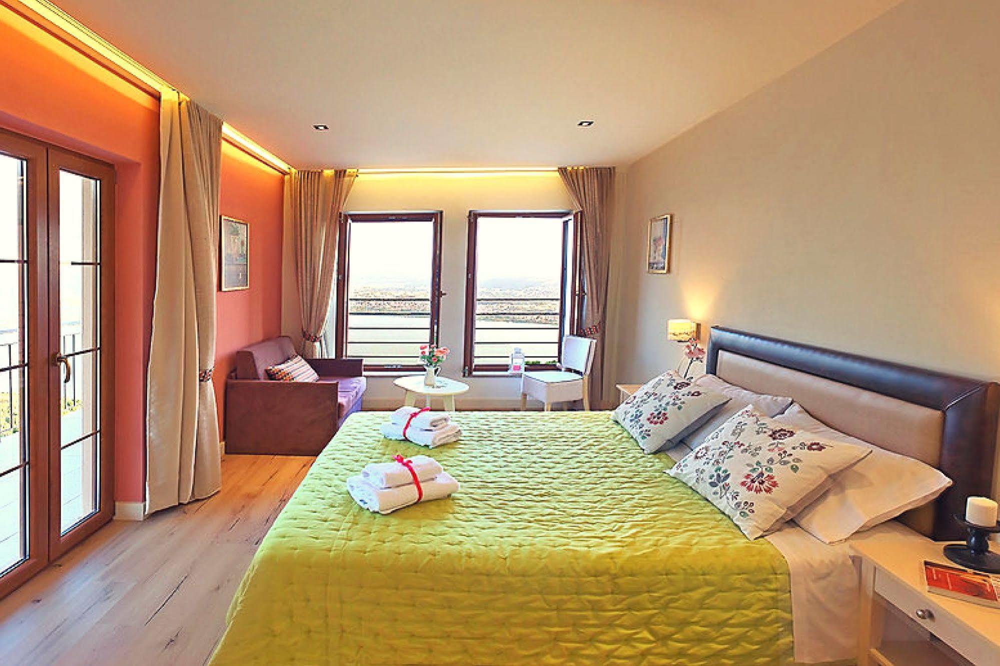 Arktos Hotel Ioannina Bagian luar foto